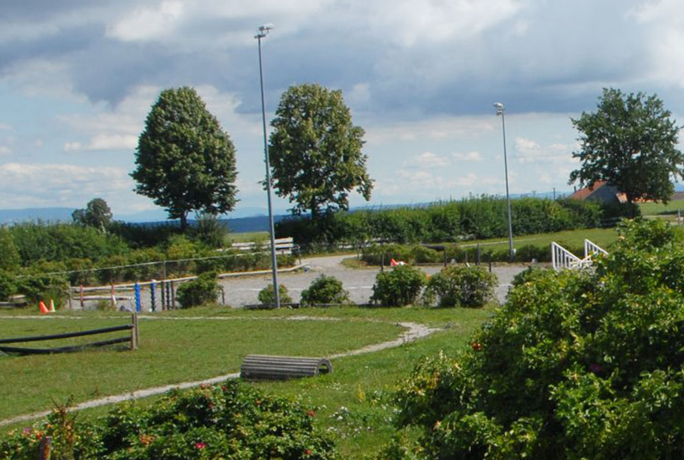 infrastructure Centre des Dudes Essertines sur rolle Parelli Suisse romande